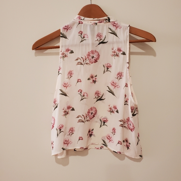 BNWOT Forever21 floral tie blouse top small - Picture 6 of 7